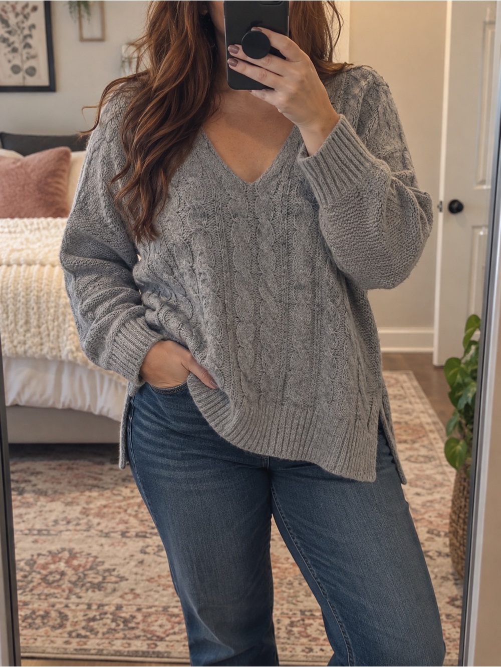 Love Tree Gray Cable Knit V-Neck Sweater | L